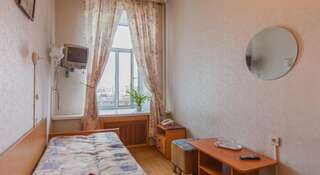 Гостиница Эспланада Санкт-Петербург Двухместный номер эконом-класса с 2 отдельными кроватями-6
